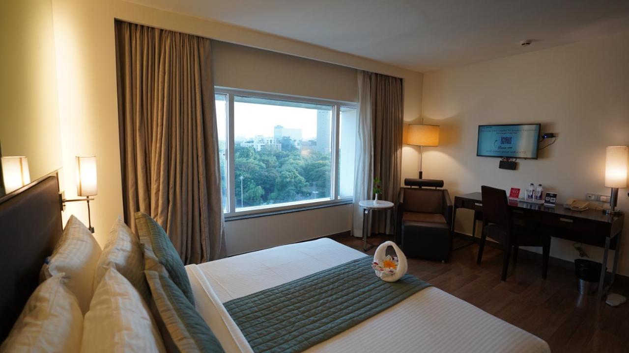 St Laurn Koregaon Park Pune Exteriör bild